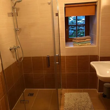 Hájenka Hraběte Buquoye Pensión 4*